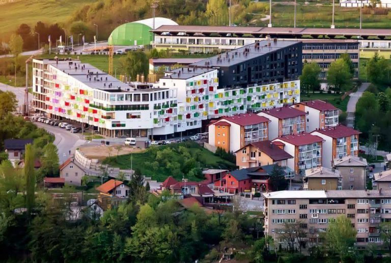 ZENICA: U naselju Makovi se objesila 45-godišnjakinja