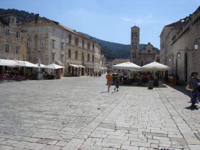 Cijena kafe na hrvatskom primorju iznenadila i domaće turiste