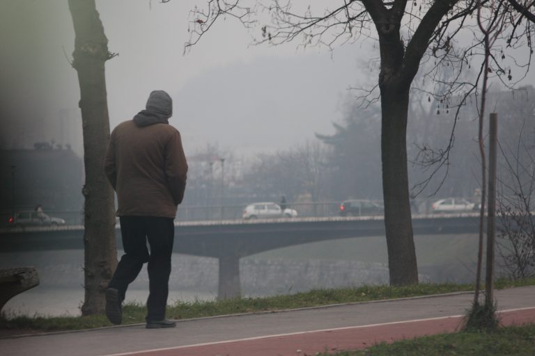 Zagađen zrak u Zenici: Građanima se preporučuje smanjen boravak vani