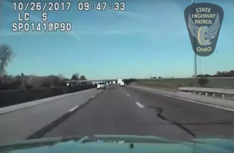 Dječak ukrao automobil i policiji bježao vozeći 160 km/h