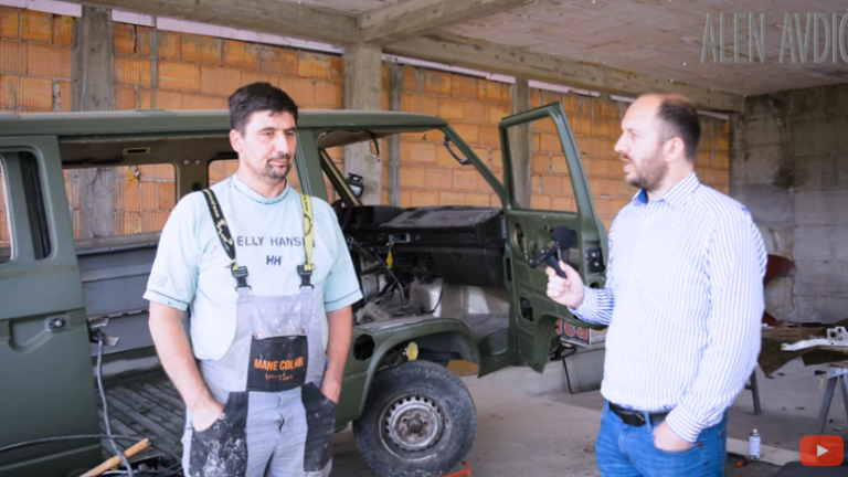 Visoko | “Prodajem auto da svom radniku uradim kupatilo, hoće da se ženi”