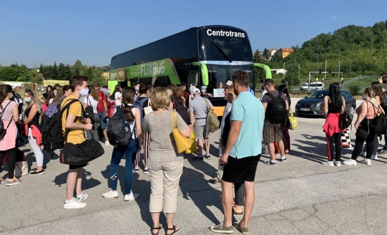 U jeku pandemije 600 mladih autobusima otputovalo na Studentski pohod u Istanbul