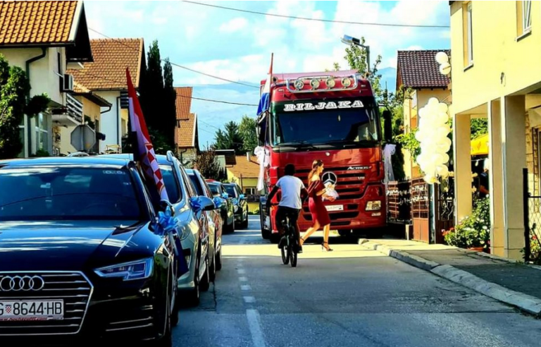 HIT SVADBA U BIH: Mladoženja po mladu došao kamionom