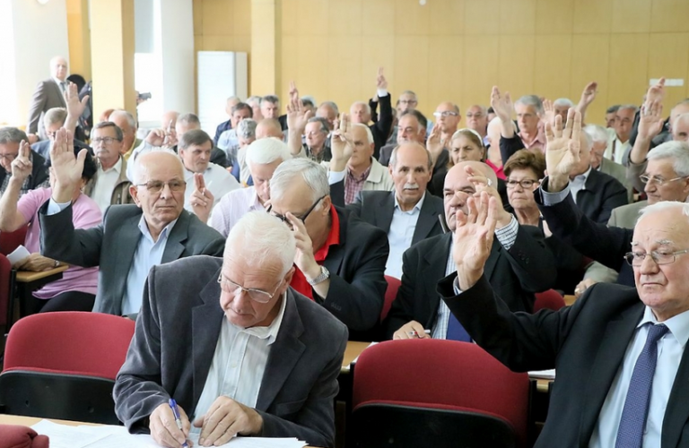 Izmjene Zakona o PIO: Ko može dobiti posmrtnine i koji iznos?