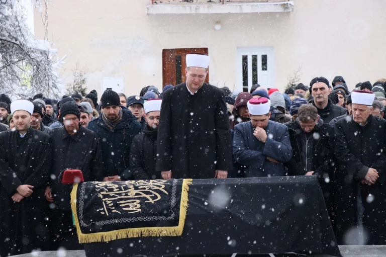 U Lokvama kod Hadžića klanjana dženaza ubijenom policajcu Mahiru Begiću