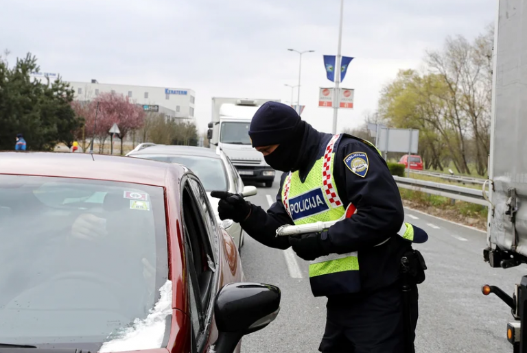 Svi koji žele ući u Hrvatsku moraju biti testirani na koronavirus, test ne smije biti stariji od 24 sata