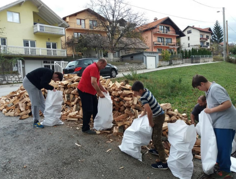 Časne sestre i džematlije zajedno zbrinuli petočlanu porodicu iz Sarajeva