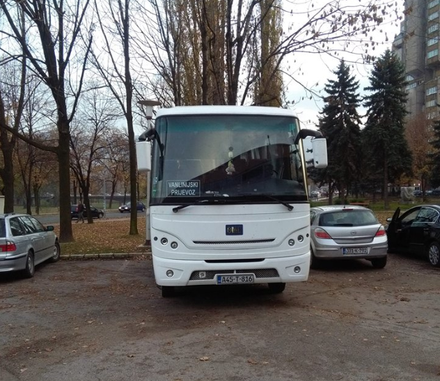 Omladinci NK Čelika dobili novi minibus