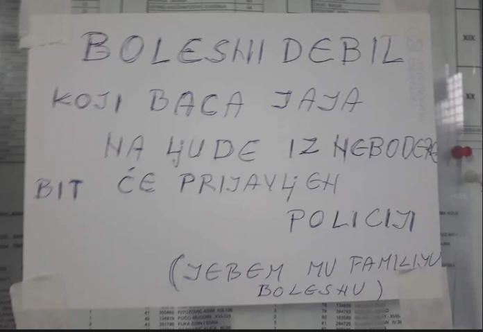 Napeto u komšiluku: Bolesni debil koji baca jaja na ljude iz nebodera bit će…