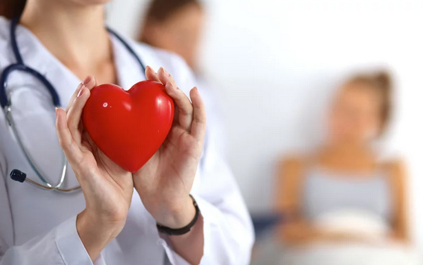 Savjeti bh. kardiohirurga za zdravlje srca: Kuhajte kod kuće, hodajte i pijte dobru vodu
