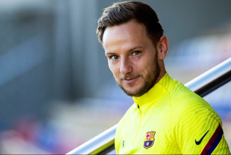 Rakitić prihvatio dvostruko manju platu kako bi se iz Barcelone vratio u Sevillu