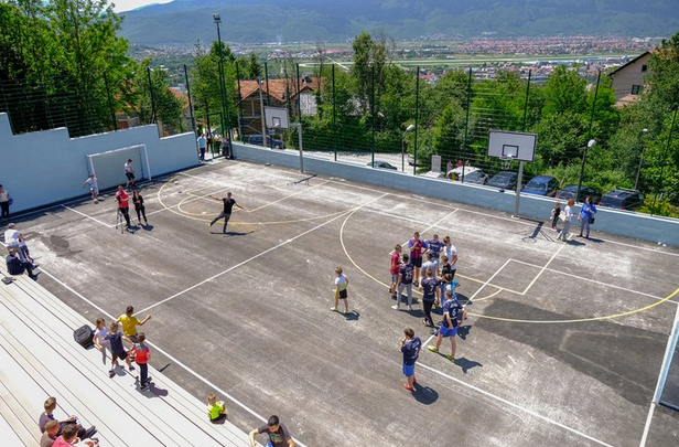 Saglasnost o održavanju tjelesnog izazvala negodovanja: Nejasno treba li nositi maske