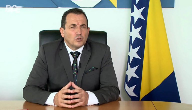 Cikotić: Važno izmjestiti migrante s ulica i gradskih sredina