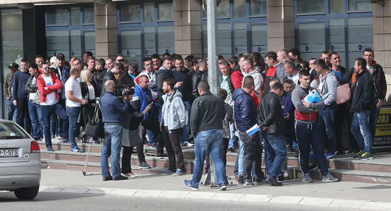 Ni veće plate ne mogu zaustaviti masovno iseljavanje iz BiH