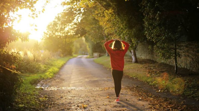 Mršavljenje hodanjem: Sedam zakona skidanja kilograma bez teretane