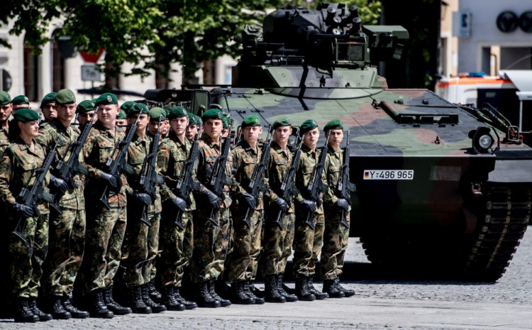 Protesti zbog rastuće vojne potrošnje