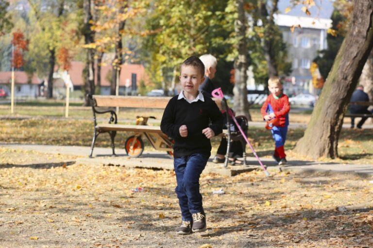 Mali borac i veliki heroj, Vedad Hadžić