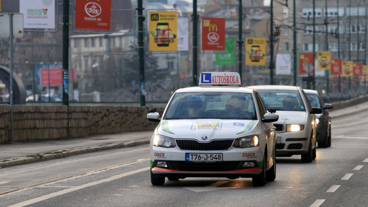 AUTOŠKOLE: Ostaje nam samo da stavimo ključ u bravu