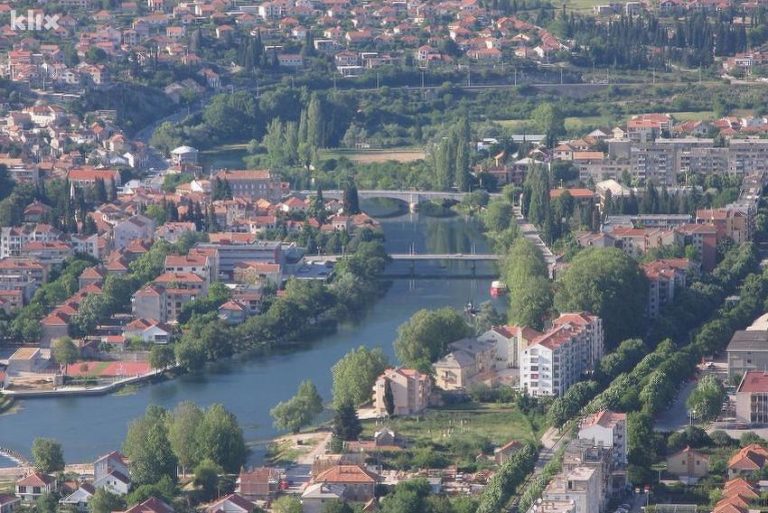 Grad Trebinje svim mladim parovima koji stupaju u brak daje 10.000 KM