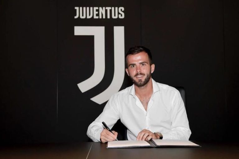 Miralem Pjanić produžio ugovor s Juventusom do 2023. godine