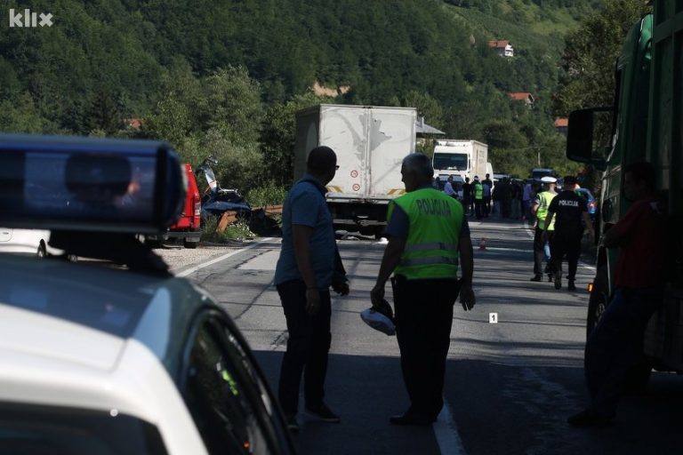 Jedna osoba povrijeđena u saobraćajnoj nesreći kod Žepča