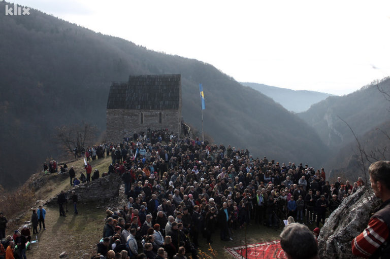 Sutra na Bobovcu velika svečanost povodom Dana državnosti BiH