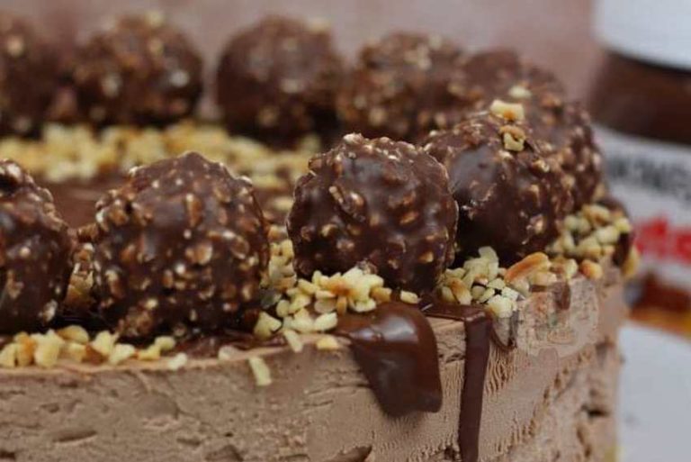 Nutella i Ferrero Rocher cheesecake je torta koja će zasladiti praznične dane