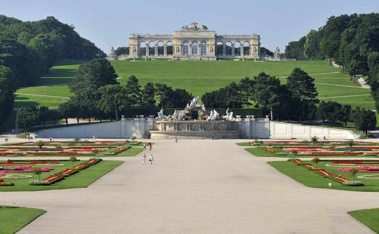 Sve više Bosanaca i Hercegovaca postaju Austrijanci