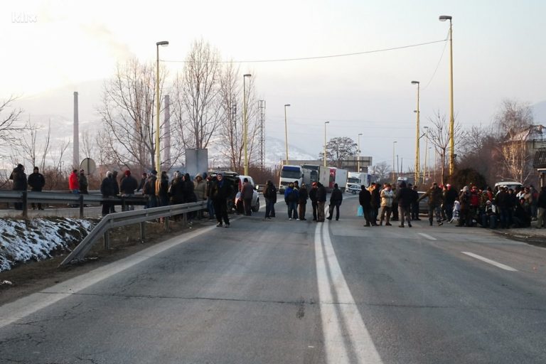 Saobraćajni kolaps na ulazu u Sarajevo, blokiran autoput i ceste u Zenici, Tuzli i Konjicu