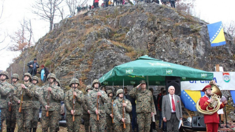 Narodno okupljanje na Bobovcu povodom obnove bosanske državnosti