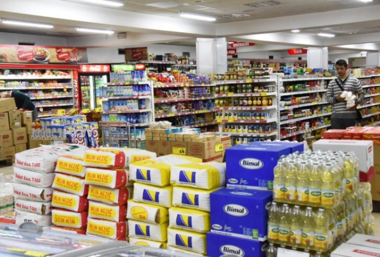 Iz Federalnog ministarstva trgovine pojasnili: Zašto jeftiniji naftni derivati ne vode i padu cijena hrane