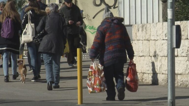 COVID-19 narušava živote i egzistenciju: Idemo li naslijepo kroz ovu oluju?