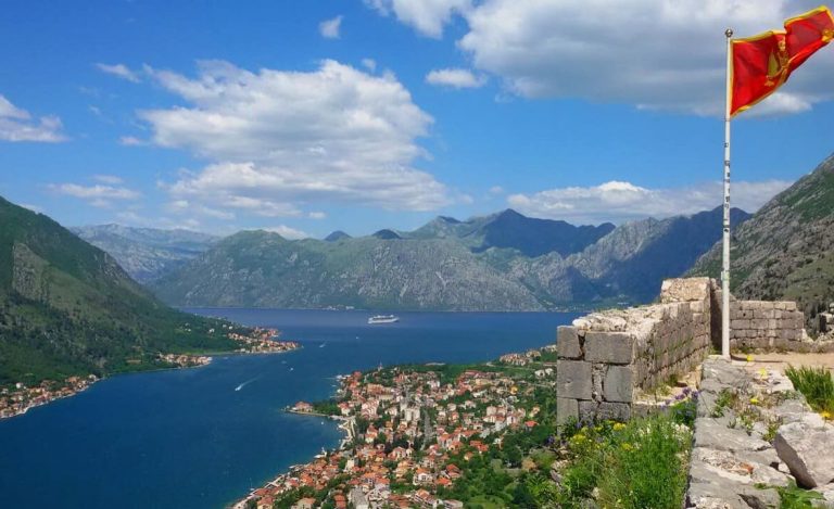 Vlada Crne Gore ne vjeruje Beogradu: Nema otvaranja granica za državljane Srbije!