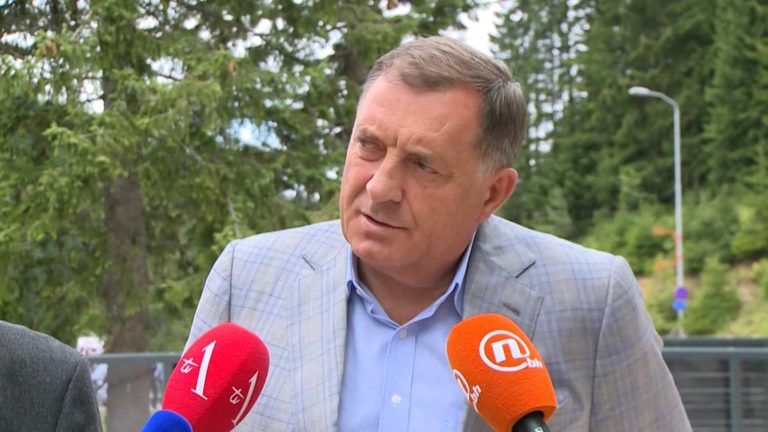 Dodik poručio Komšiću: Zamislite da kažem da ću se zalagati za nezavisnost RS