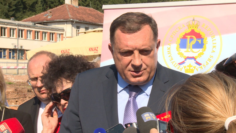 Dodik: Mi to poštujemo i niko ne ometa skup u Srebrenici