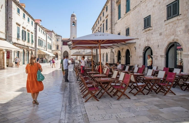 Njemačka upozorila svoje građane da ne putuju u Dubrovnik