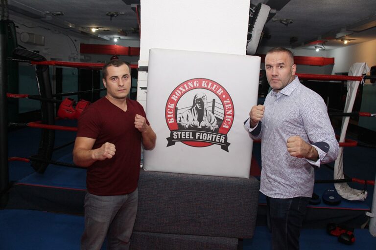 Proslavljeni bh. borac Dževad Poturak posjetio Kickboks klub “Steelfighter” u Zenici