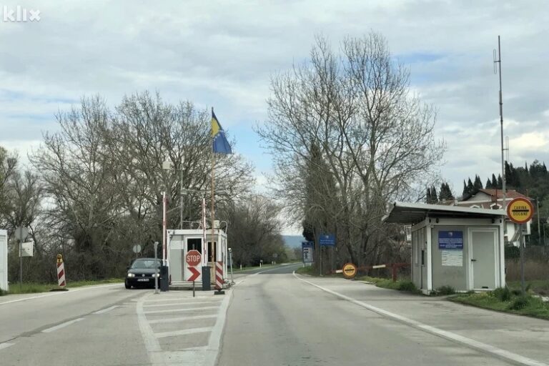 Granični policajac u BiH dobio otkaz jer je uzeo novac od putnika da ne bi izvršio kontrolu