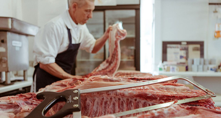 PRILIKA ZA POSAO: Potreban mesar, radno vrijeme 8,5 sati…