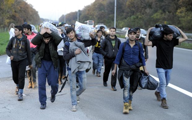 Stručnjaci upozoravaju: Migranti moraju biti u kampovima, pod kontrolom države