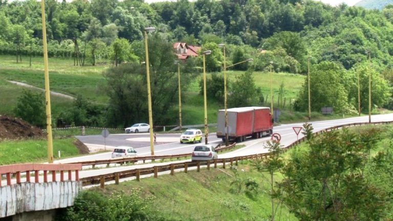 Počeli radovi na petlji Blatuša, saobraćaj preusmjeren na privremene kružne tokove