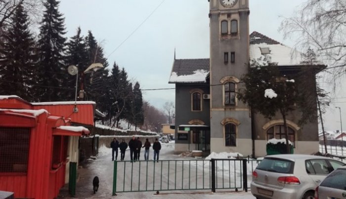 Zenički rudari i dalje odbijaju sići u jame