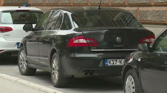 “Službeni automobil” i Izetbegovići: Sigurnost ili komfor?