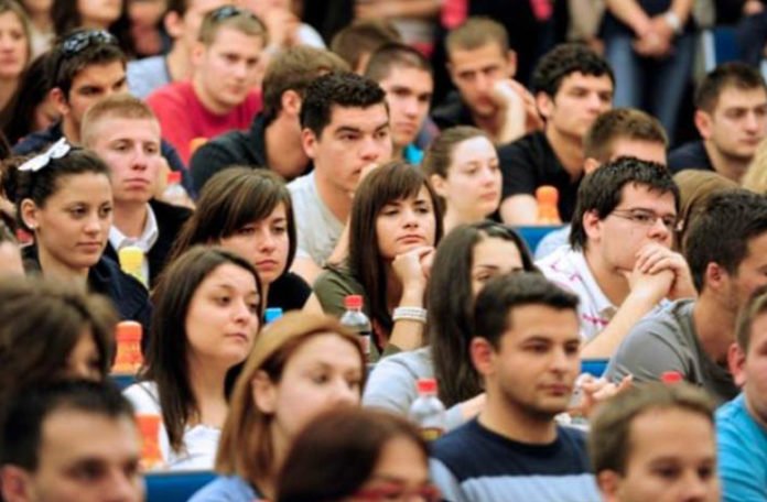 U samo pet godina čak 10.000 studenata manje u FBiH, najveći pad u Tuzli