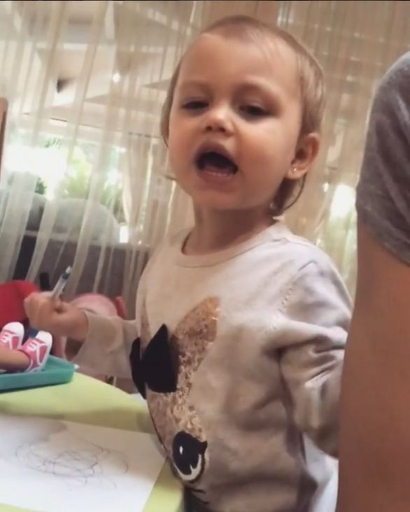 Preslatka Una Džeko ponovo rastopila Instagram: Mama, Amla! (VIDEO)