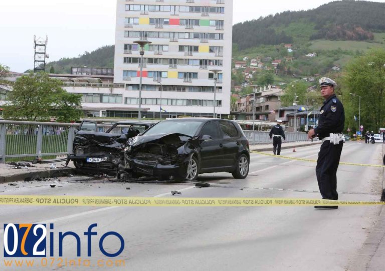 SAOBRAĆAJ OBUSTAVLJEN Teška saobraćajna nesreća na mostu kod Lamele, ima povrijeđenih (FOTO)