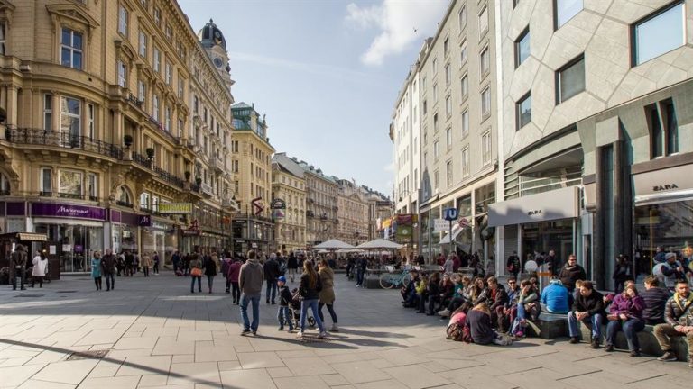 Kako uštedjeti novac ako studirate u Austriji?