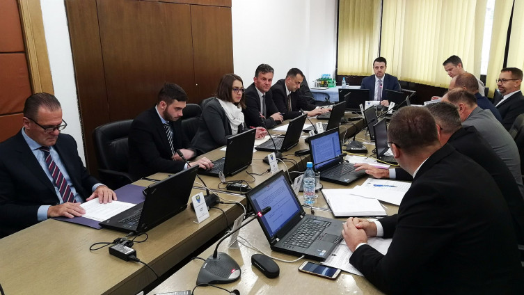Ganić: Diplome svih zaposlenih u institucijama Vlade idu na reviziju