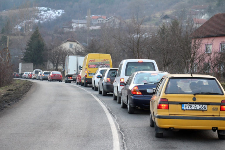 BiH uvodi olakšice na uvoz novih autmobila: Izduvni gasovi sa 30% učestvuju u zagađenju vazduha