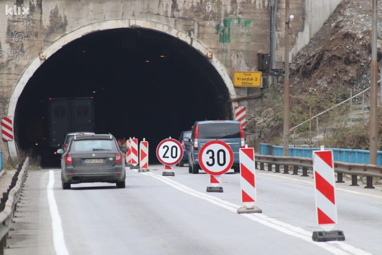 Vozače od ponoći očekuje potpuna obustava saobraćaja u tunelu Vranduk II